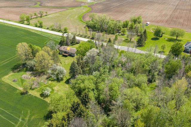2205 SCHOOL ROAD, Greenleaf, WI 54126