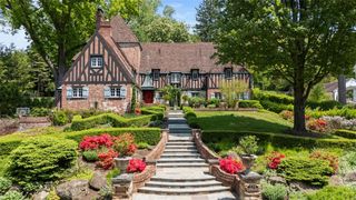 430 Woodland Rd, Edgeworth, PA 15143