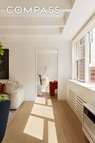 32 Gramercy Park S 8BD, New York City, NY 10003