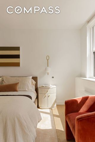 32 Gramercy Park S 8BD, New York City, NY 10003