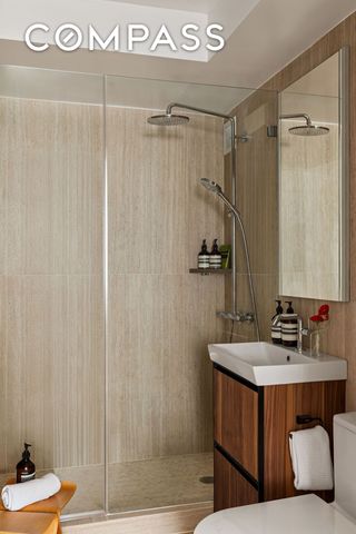 32 Gramercy Park S 8BD, New York City, NY 10003