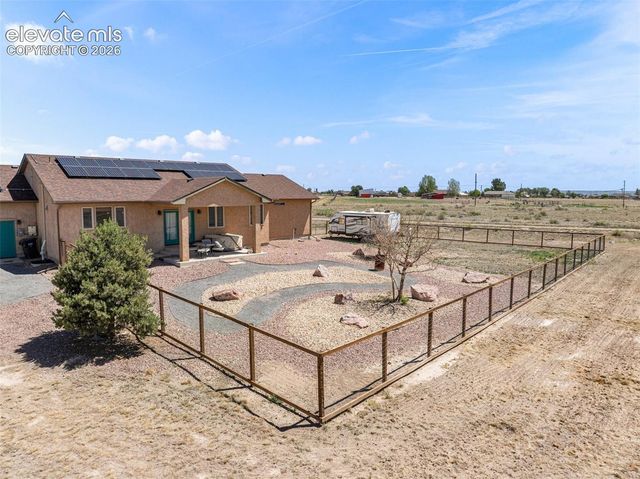 542 E Abeyta Drive, Pueblo, CO 81007