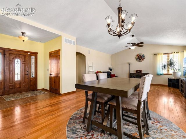 542 E Abeyta Drive, Pueblo, CO 81007