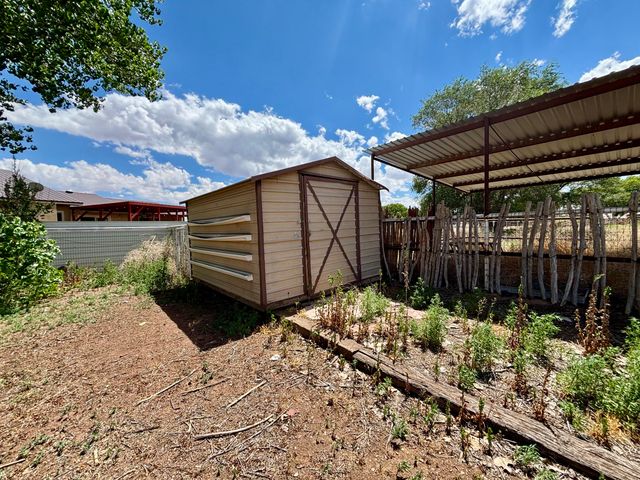 2 Don Juan Drive, Los Lunas, NM 87031