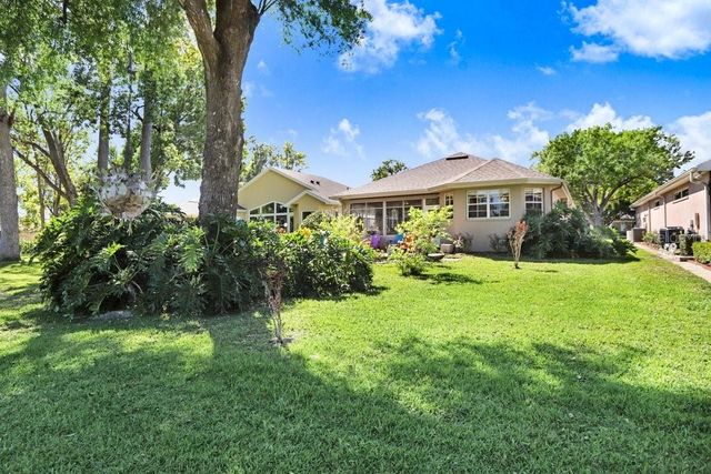 12442 FOREST HIGHLANDS, Dade City, FL 33525