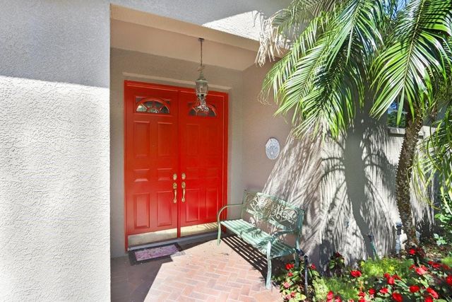 12442 FOREST HIGHLANDS, Dade City, FL 33525