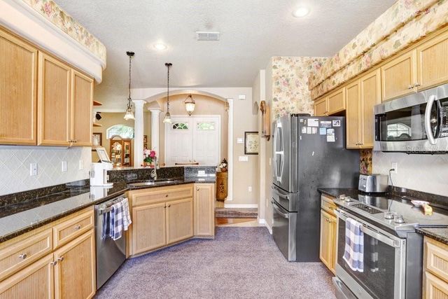 12442 FOREST HIGHLANDS, Dade City, FL 33525