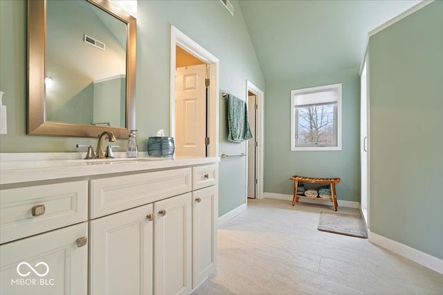 3966 S Heritage Court, New Palestine, IN 46163