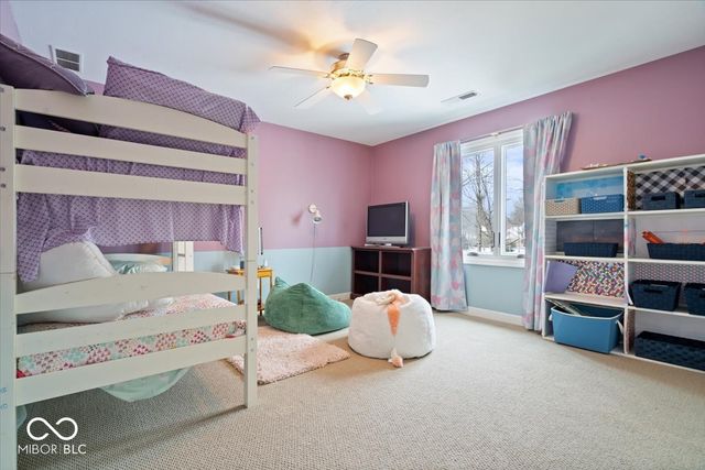 3966 S Heritage Court, New Palestine, IN 46163