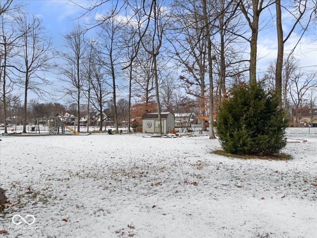 3966 S Heritage Court, New Palestine, IN 46163