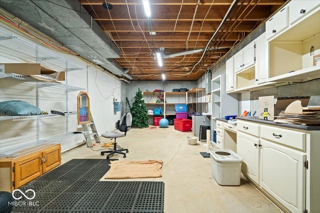 3966 S Heritage Court, New Palestine, IN 46163