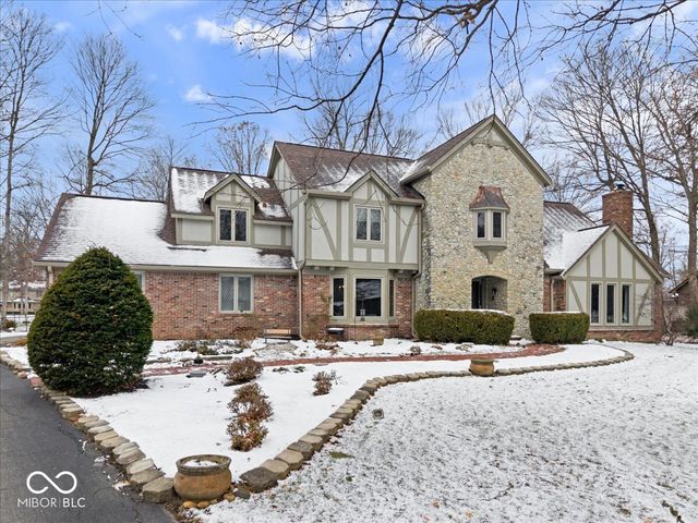 3966 S Heritage Court, New Palestine, IN 46163