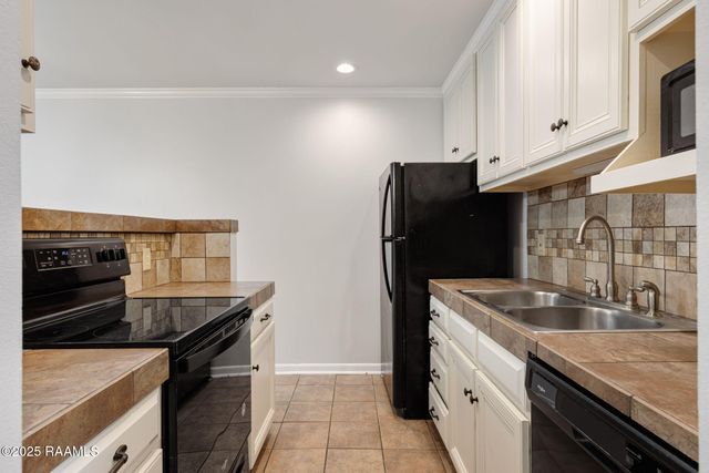 220 Doucet Road 203a, Lafayette, LA 70503