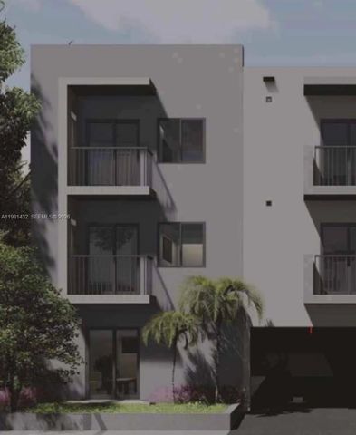 6220 NE Miami Pl, Miami, FL 33138