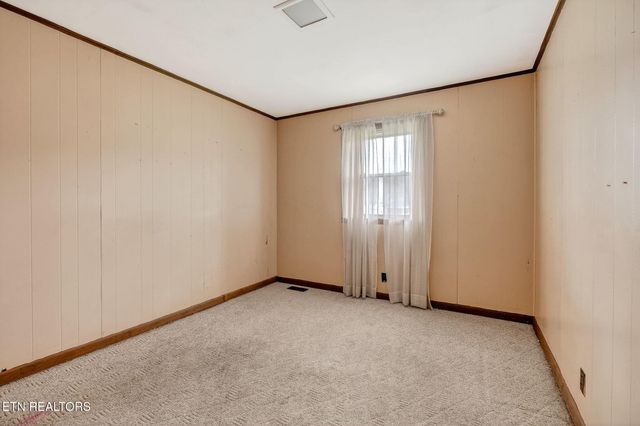 1105 Riverside Drive, Celina, TN 38551