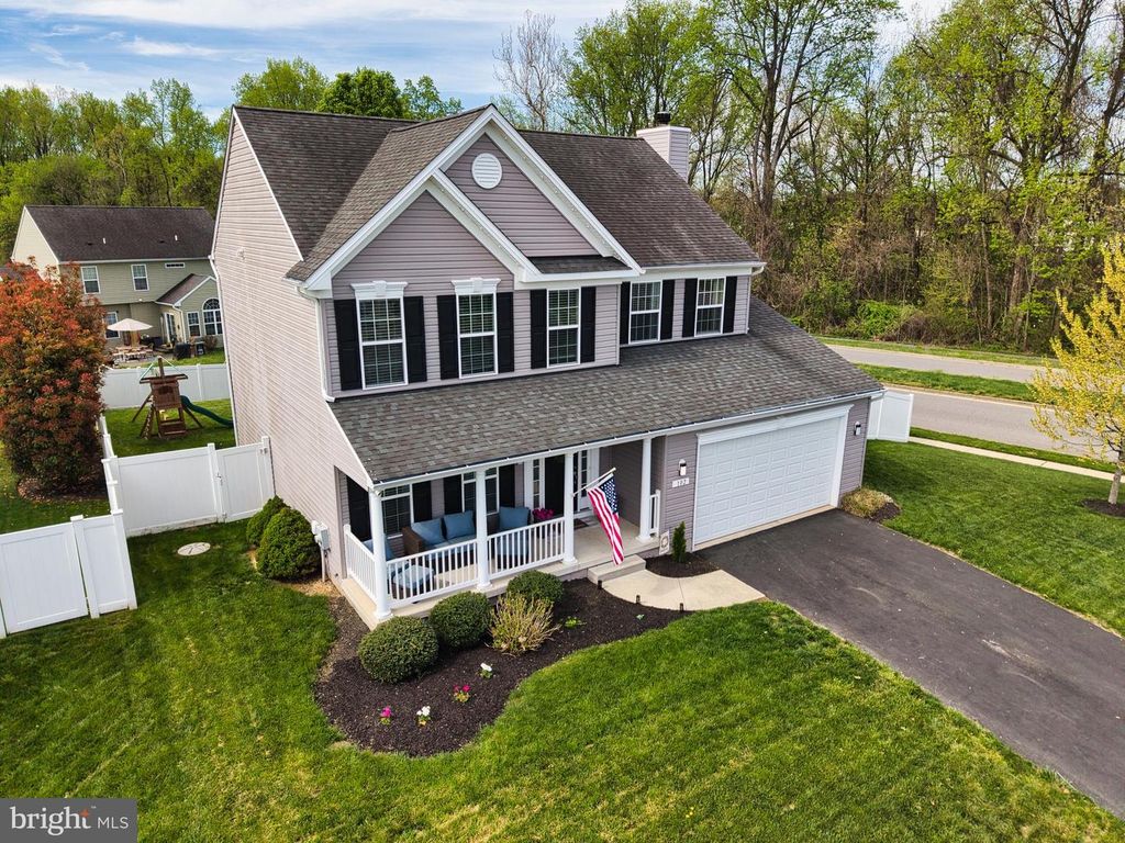 Image 2 of property listing at 102 FAIR BROOK WAY, Centreville, MD 21617