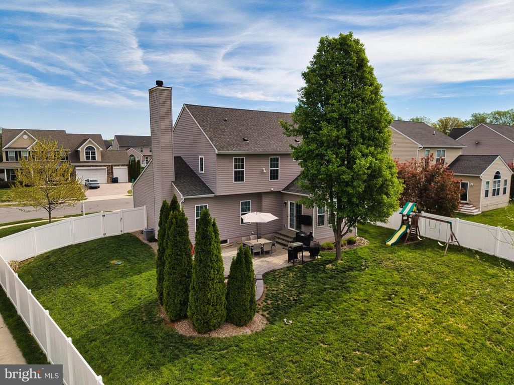 Image 5 of property listing at 102 FAIR BROOK WAY, Centreville, MD 21617