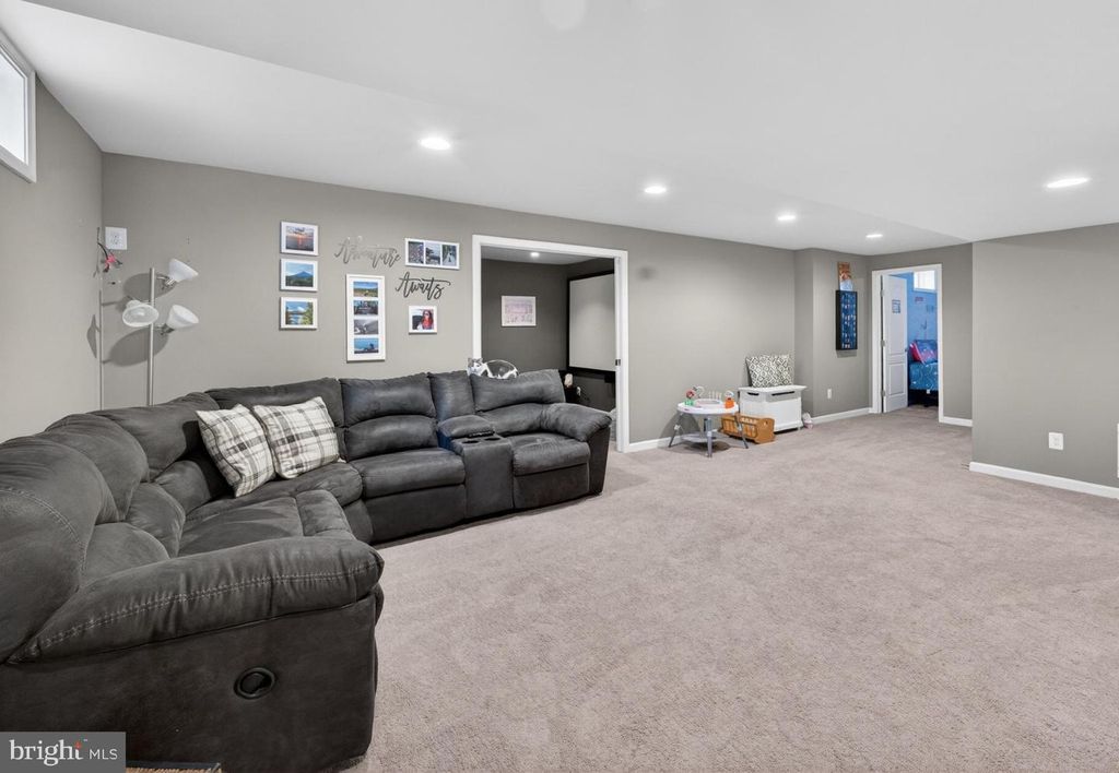 Image 50 of property listing at 102 FAIR BROOK WAY, Centreville, MD 21617