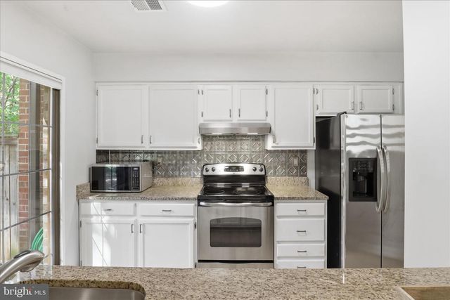 11321 HEADLANDS CT, Reston, VA 20191