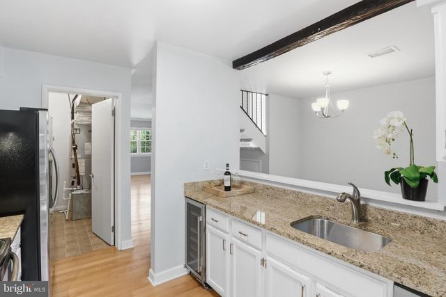 11321 HEADLANDS CT, Reston, VA 20191
