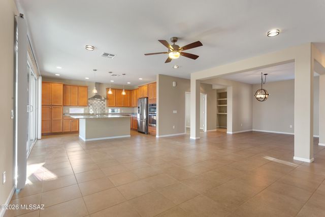 7245 Cactus Flower Pass, Marana, AZ 85658