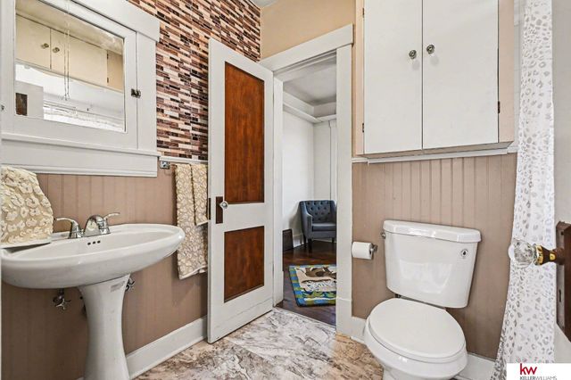 6354 N 33 Avenue, Omaha, NE 68111