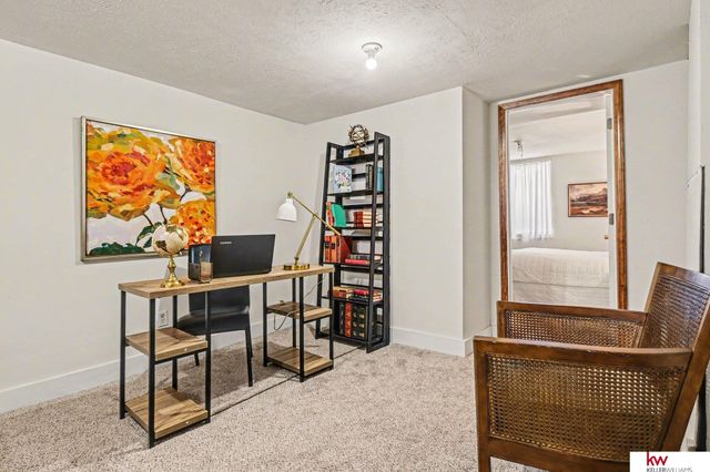 6354 N 33 Avenue, Omaha, NE 68111