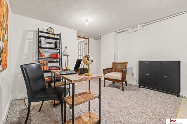 6354 N 33 Avenue, Omaha, NE 68111