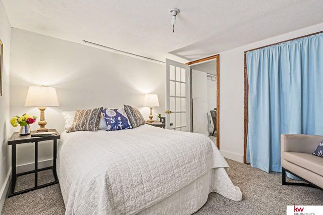 6354 N 33 Avenue, Omaha, NE 68111