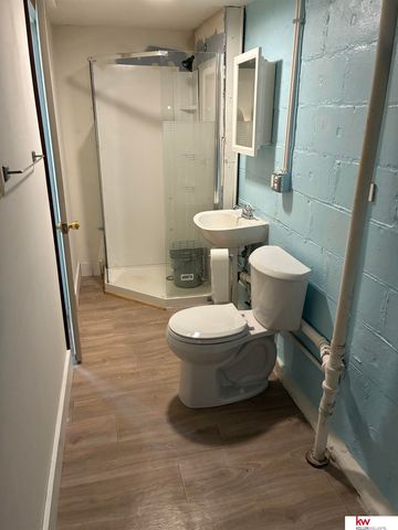 6354 N 33 Avenue, Omaha, NE 68111