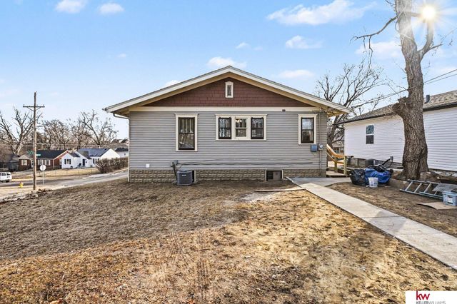 6354 N 33 Avenue, Omaha, NE 68111