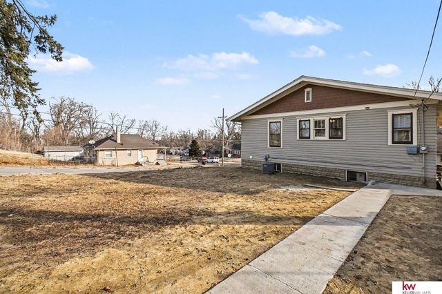 6354 N 33 Avenue, Omaha, NE 68111