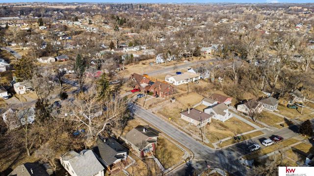 6354 N 33 Avenue, Omaha, NE 68111