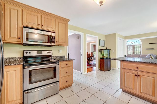 27 Field Pond Rd, Milford, MA 01757