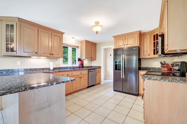 27 Field Pond Rd, Milford, MA 01757