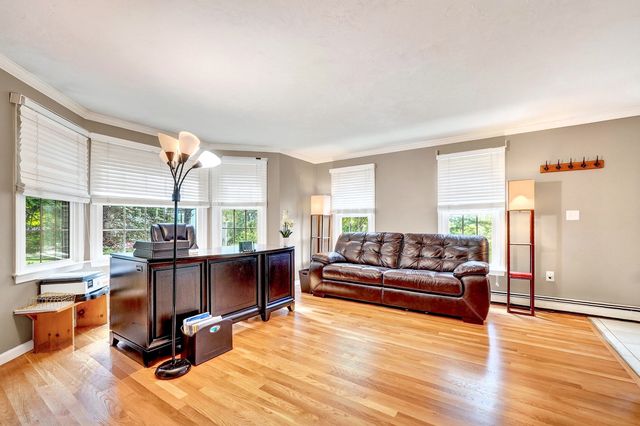 27 Field Pond Rd, Milford, MA 01757