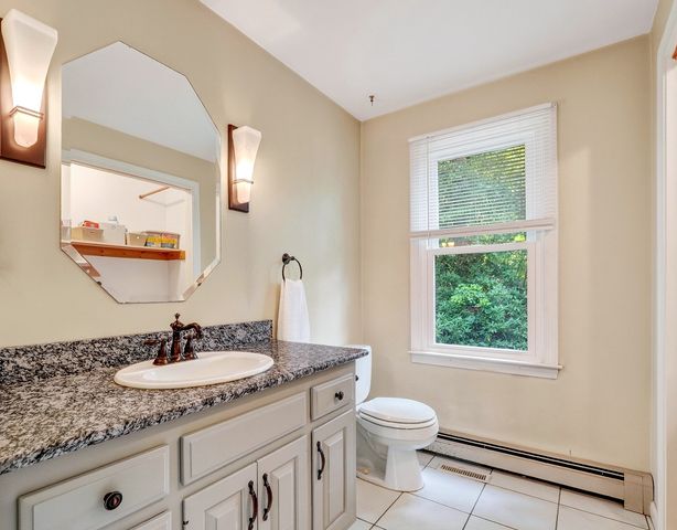 27 Field Pond Rd, Milford, MA 01757