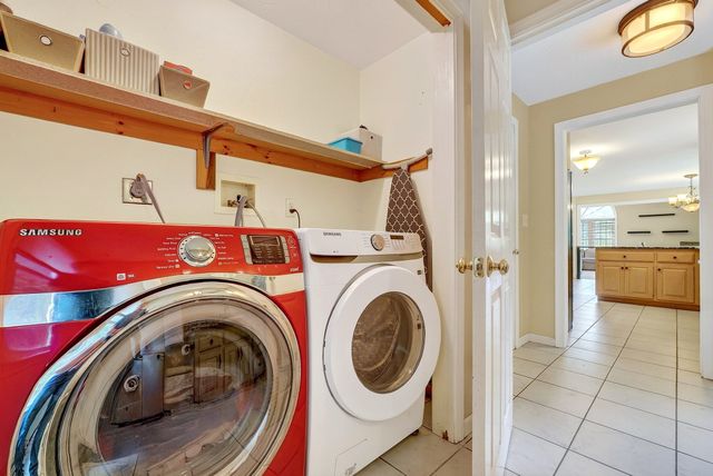 27 Field Pond Rd, Milford, MA 01757
