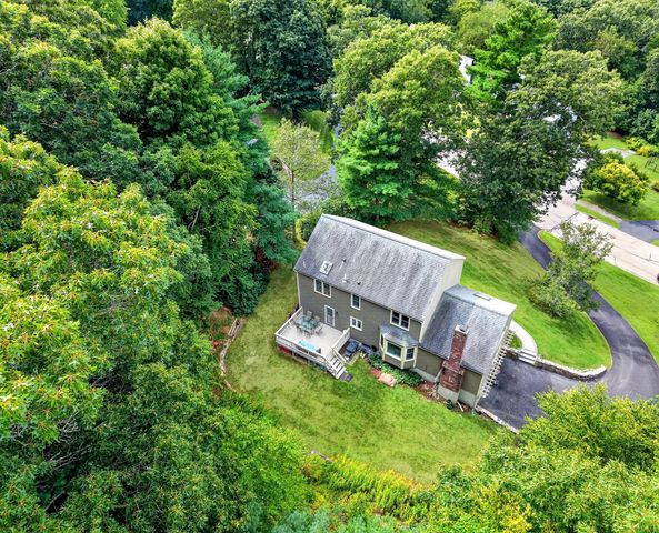 27 Field Pond Rd, Milford, MA 01757