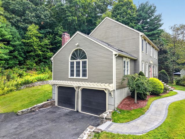27 Field Pond Rd, Milford, MA 01757