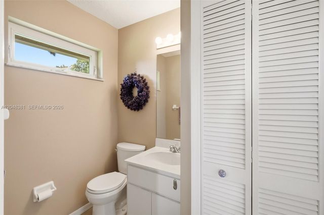 2472 SE Hillard Rd, Port St. Lucie, FL 34952