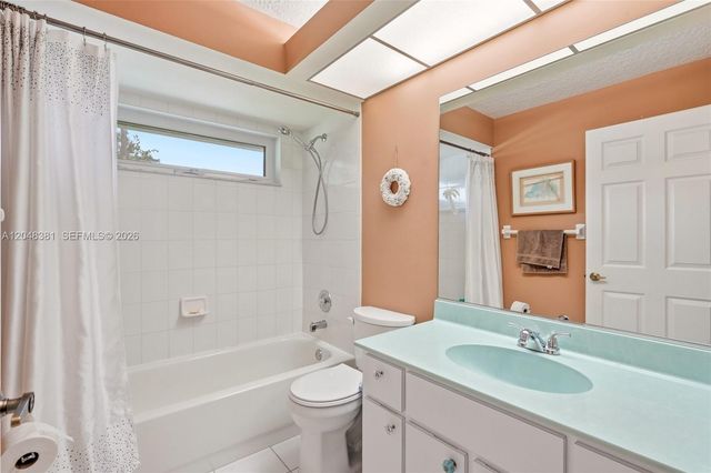 2472 SE Hillard Rd, Port St. Lucie, FL 34952