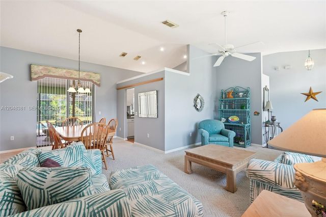 2472 SE Hillard Rd, Port St. Lucie, FL 34952