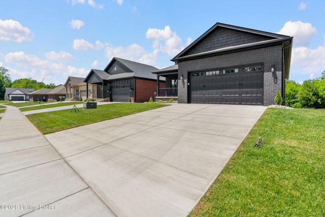 4640 Red Tail Ridge, Charlestown, IN 47111
