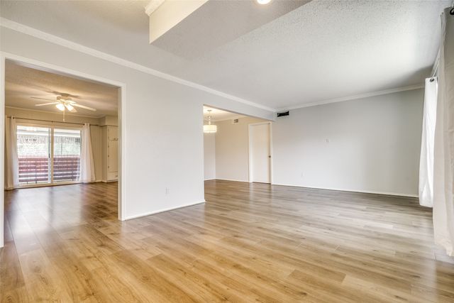 6021 Sandhurst Lane D, Dallas, TX 75206