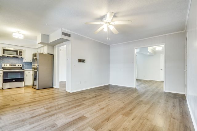 6021 Sandhurst Lane D, Dallas, TX 75206