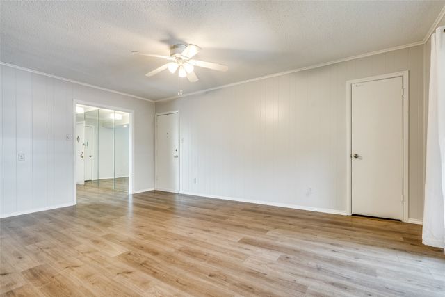 6021 Sandhurst Lane D, Dallas, TX 75206