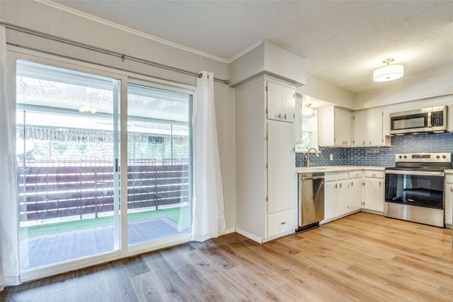 6021 Sandhurst Lane D, Dallas, TX 75206