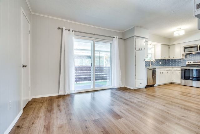 6021 Sandhurst Lane D, Dallas, TX 75206