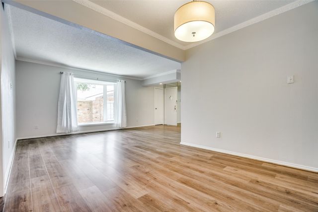 6021 Sandhurst Lane D, Dallas, TX 75206